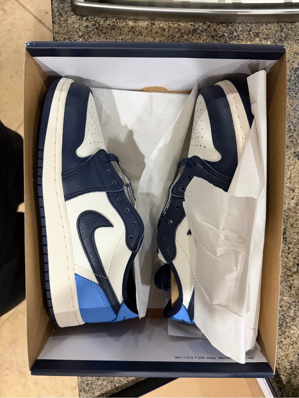 Brand New 4.5Y/6W Nike Air Jordan 1 Retro Low OG GS 'Obsidian UNC' w/Box